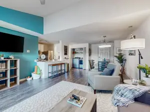 Waverunner Retreat #306