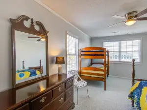 Splendid house just steps from the beach with private W/D, central AC, and deck
