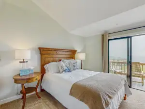Sunny & serene, two-story, oceanfront condo w/ a shared, heated pool & free WiFi