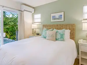 Stunning Retreat - Saltwater Spa, Private Garden, Hot Tub