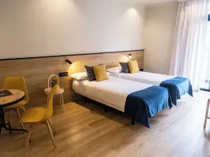 Hotel Adonis Capital
