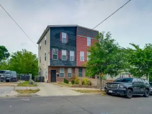 5 Mi to US Capitol Washington DC Townhome