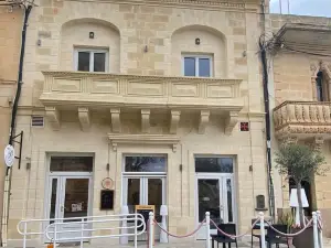 The White Knight Premium Boutique Hotel