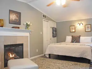 Martha's Vineyard Bed & Breakfast