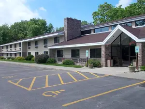 Boarders Inn and Suites by Cobblestone Hotels - Ripon