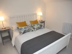 East Bridge Apartments