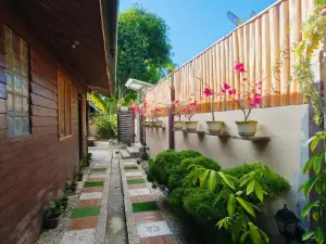 Forest Wood-Port Barton