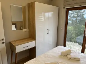 May Villas Hotel