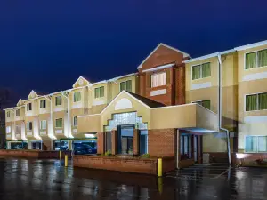 Microtel Inn & Suites by Wyndham Cornelius/Lake Norman