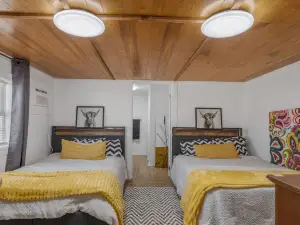 Whiskey Bay Hideaway Your Riverside Escape