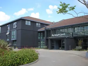 Burleigh Court Hotel and Leisure