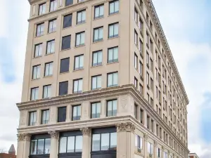 Holiday Inn Express Springfield Downtown