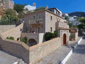 Angelica Traditional Boutique Hotel