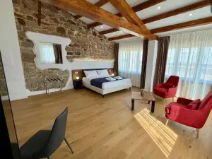Exoria Luxury Rooms & SPA
