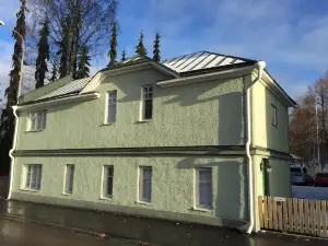 Green Door Apartments
