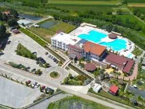 Gardenland Resort