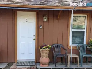 The Apple Place Room #2
