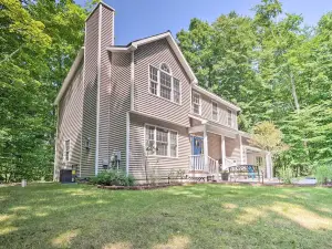 Beulah Family Home ~ 2 Mi to Dtwn + Beach!