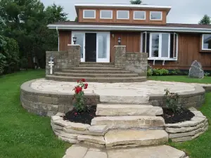 Wonderful Michigan home on St., Mary's River!