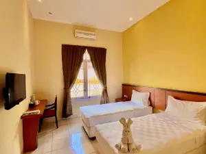 Emerone Moslem Friendly Hotel Batusangkar