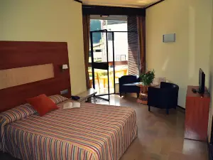 Hotel Baztan