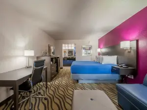 สแตรทฟอร์ด เฮาส์ อินน์ส - เอดมอนด์