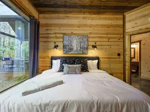 Bright Modern Luxury - Broken Bow Dream Retreat