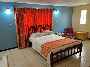 Sundeck Suites