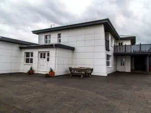 Ármót Guesthouse