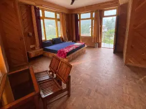 Jungle by sturmfrei Kasol