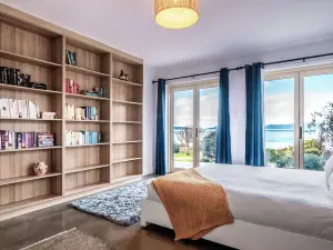 Ensorcelled - Freycinet Holiday Houses