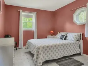 Waterfront Cottage in Georgetown