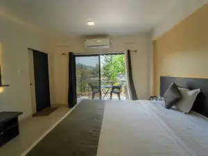 Hotel Raaya Regency