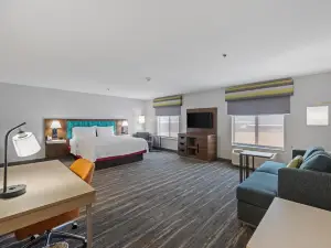 Hampton Inn & Suites Madera