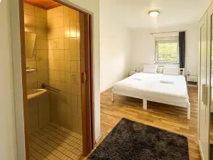 อเดลิน เวียนนา