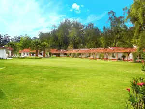 โรงแรม แอนด์ สปา ลากูนา เซกา