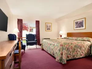 트래블로지 바이 윈덤 포트 엘진