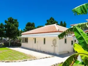 Minamijujisei Resort Ishigaki Shiraho Nostalgy Garden
