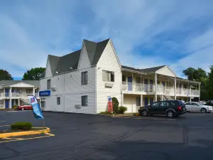 Motel 6 Southington, CT - Hartford