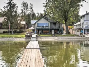 Diamond Lake Home w/ Dock Close to 2 Ski Resorts!