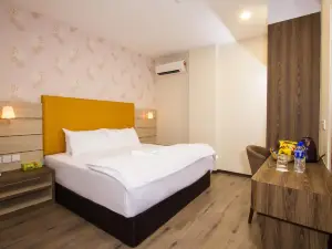 Tropicana Boutique Hotel
