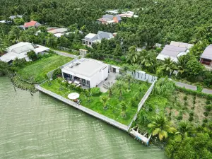 Villa có 40m Mặt Tiền Sông với khuôn viên 1000 m2