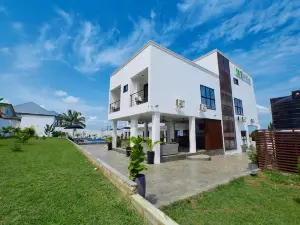 River Hills Hotel & Suites