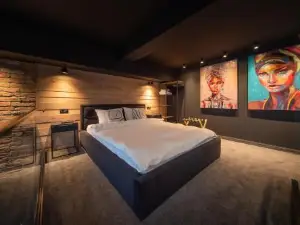 The Public Aparthotel 2