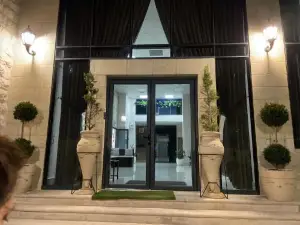 Mizirawi Historic Hotel