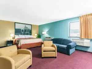Super 8 by Wyndham Bath Hammondsport Area