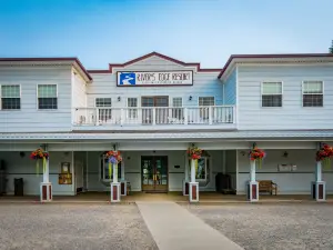 River's Edge Resort