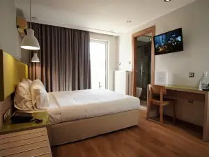 Elements Rooms & Apartments
