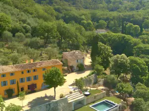 Domaine de la Cascade Parfumée