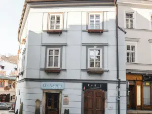 Hotel Leonardo